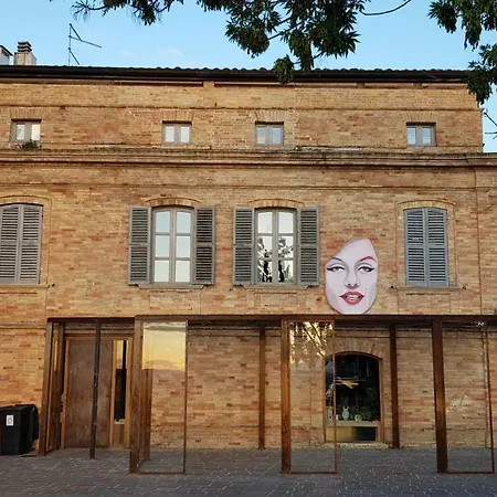 Br1 Cibo & Benessere B&B 3*