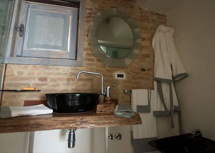 Br1 Cibo & Benessere Couette-café 3*