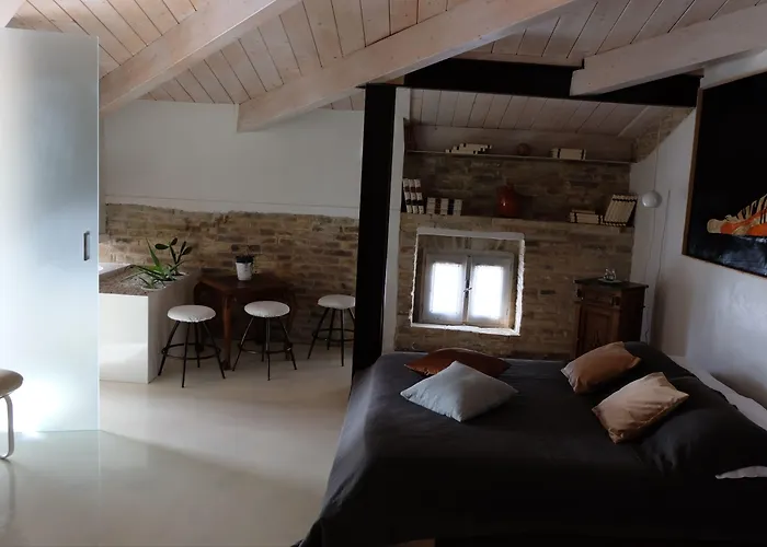 Br1 Cibo & Benessere Couette-café 3*